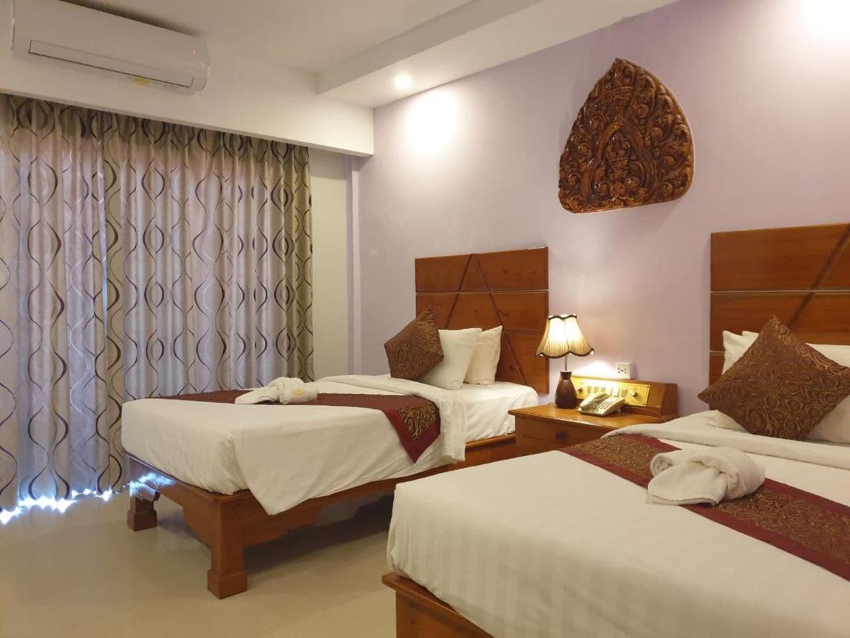 Hotel Aristocrat & 4*
