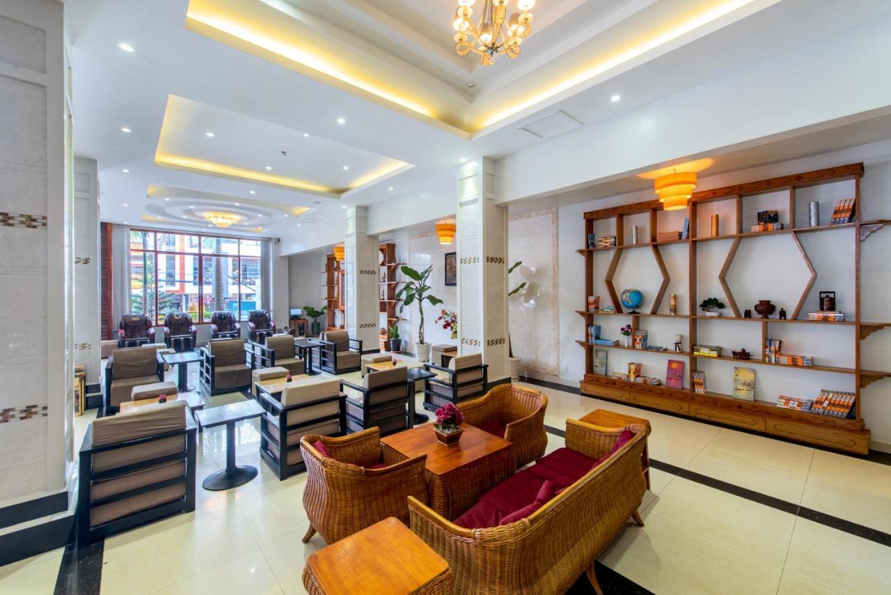 Aristocrat & Sihanoukville