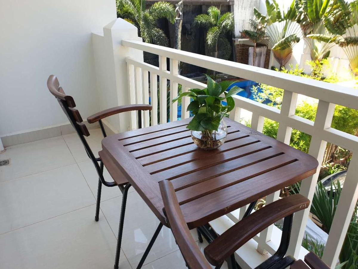 Aristocrat & 4* Sihanoukville