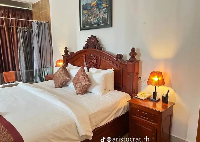 Aristocrat Residence & Hotel