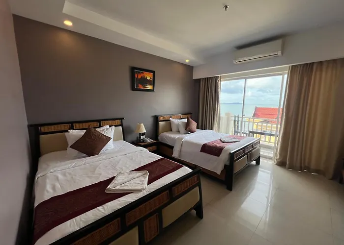 Aristocrat Residence & Hotel