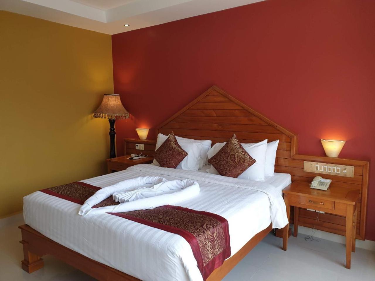 Aristocrat & Sihanoukville