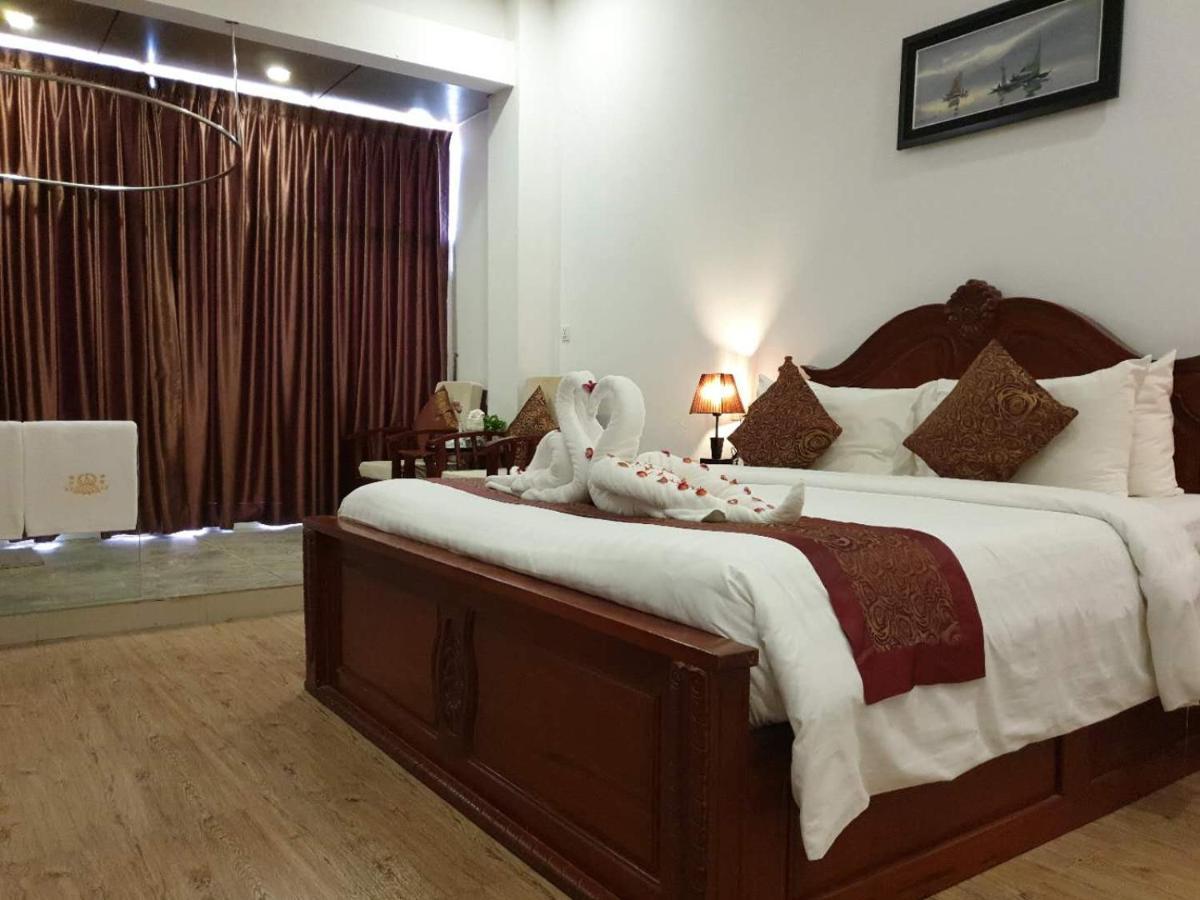 Aristocrat & 4* Sihanoukville